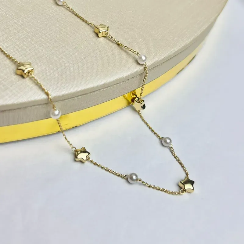 Choker Estrela com Pérola Banhada a Ouro