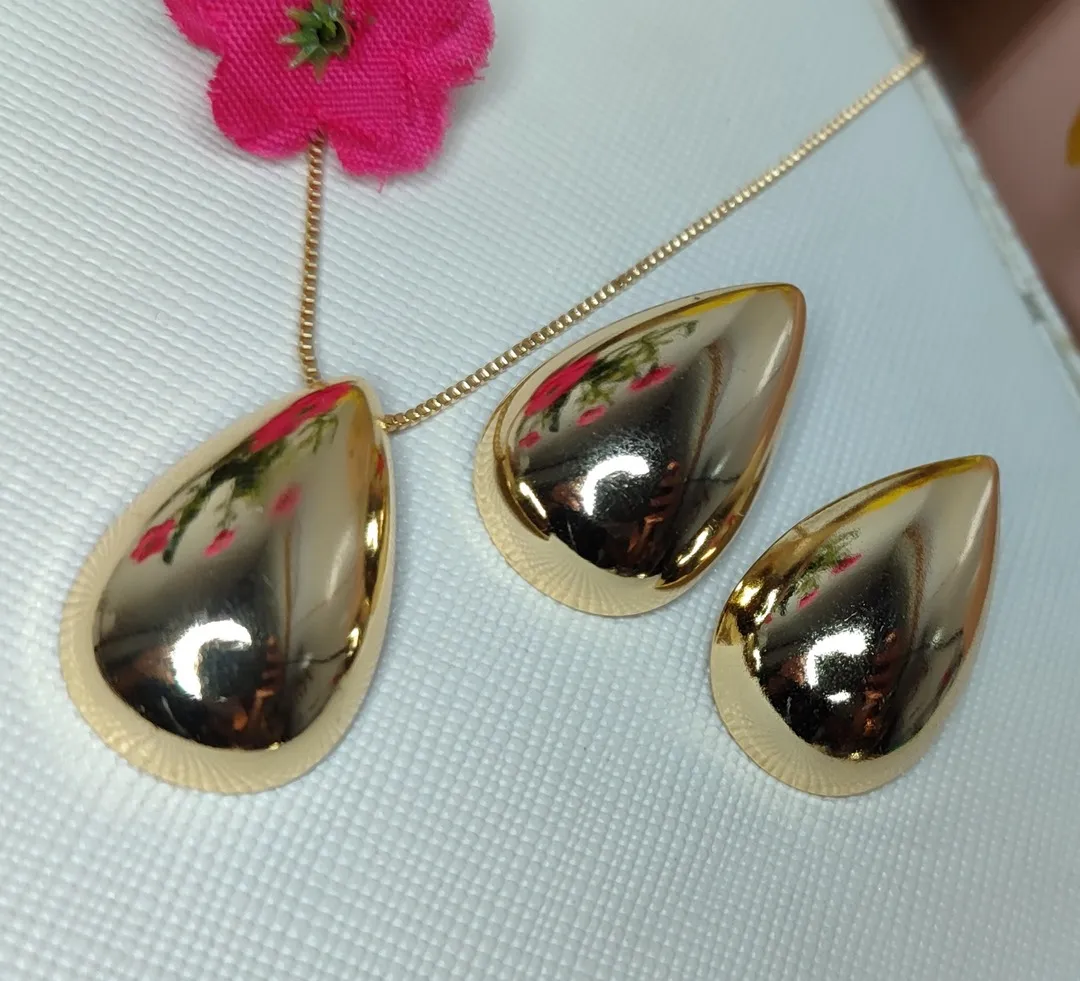 Conjunto Gota Lisa Banhado a Ouro